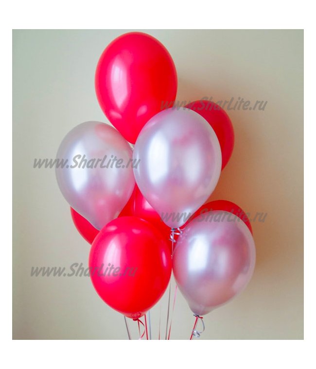 Воздушные шары красные и серебряные