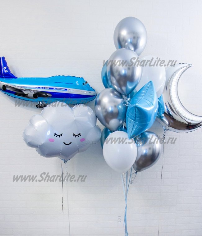 Набор шаров самолет в облаках